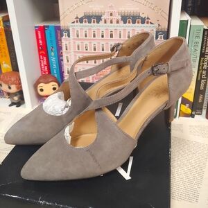 Naturalizer Okira Modern Grey Pump